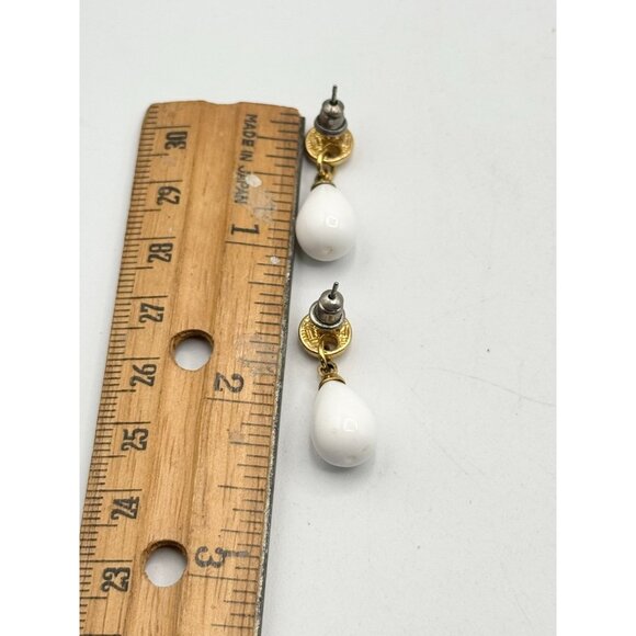 Vintage white bead dangle drop earrings - Picture 6 of 6